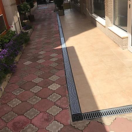 Red House Guest House نيسيبار المظهر الخارجي الصورة