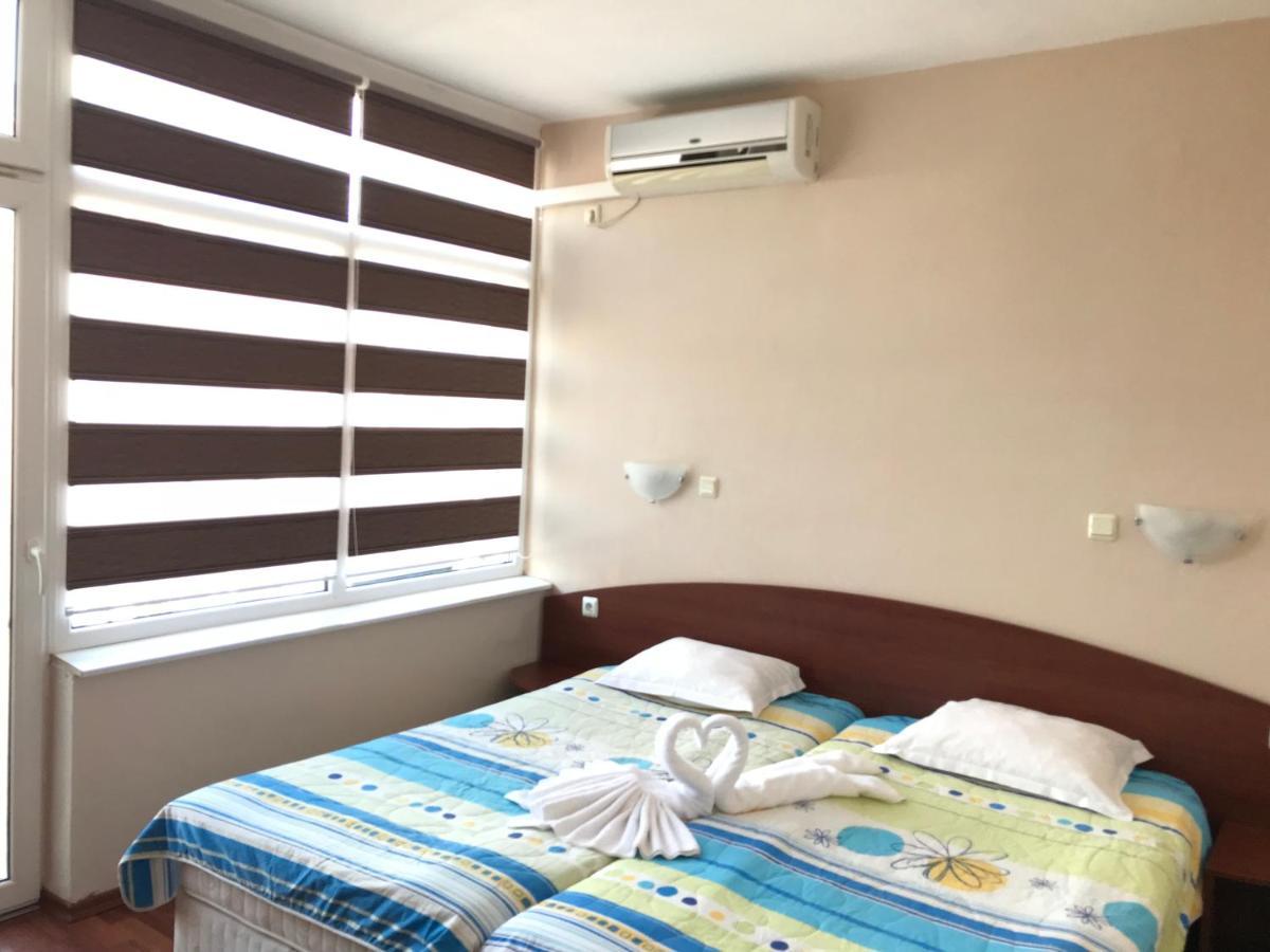 Red House Guest House نيسيبار المظهر الخارجي الصورة