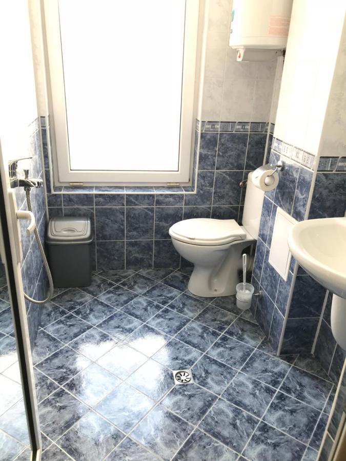 Red House Guest House نيسيبار المظهر الخارجي الصورة