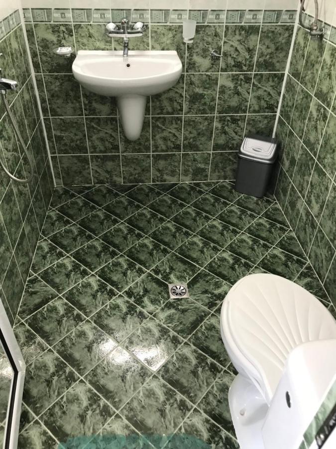 Red House Guest House نيسيبار المظهر الخارجي الصورة